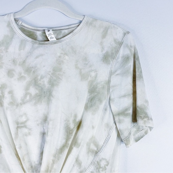 Lululemon - Twist Front Tee - Picture 3 of 5